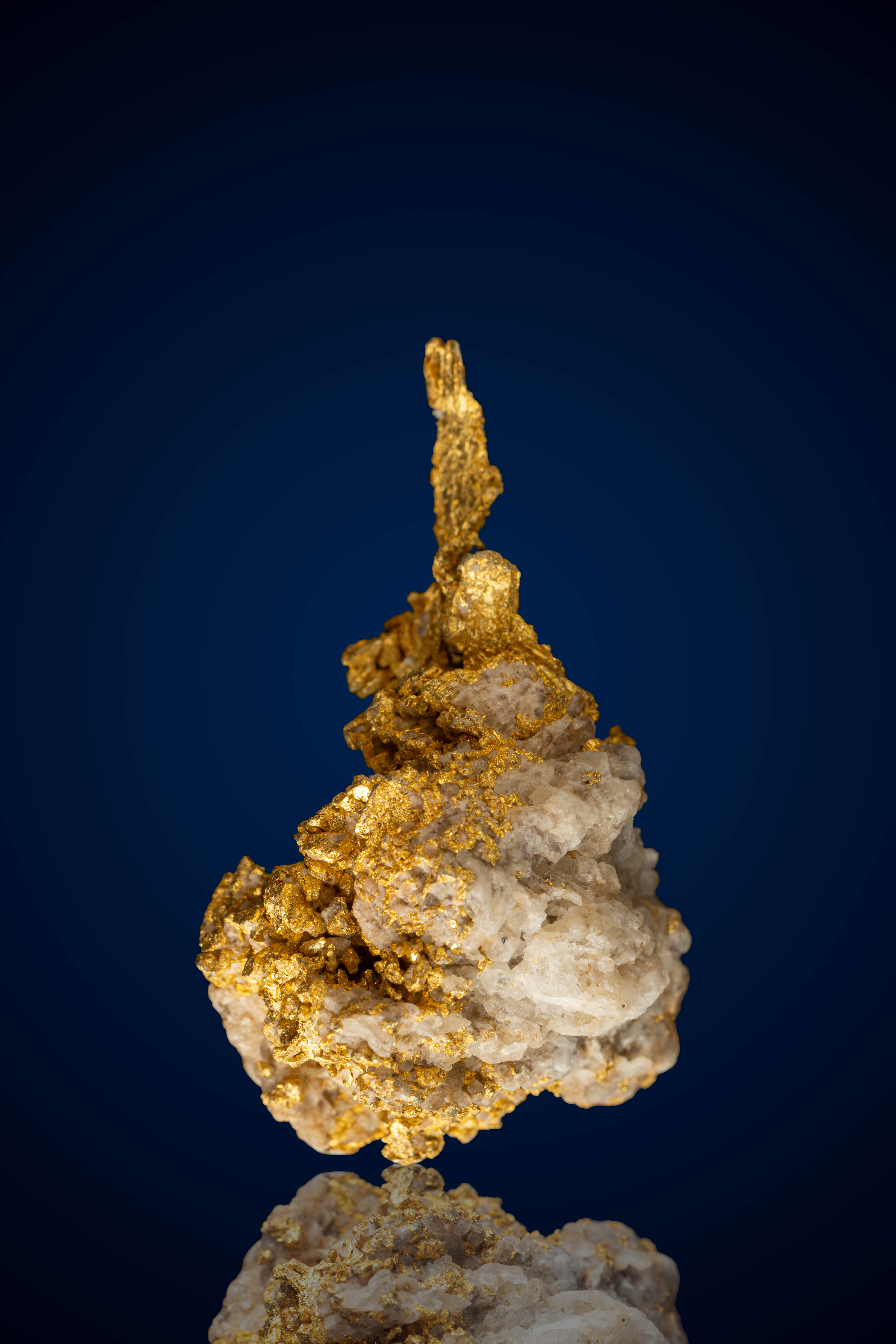 (image for) Statuesque, Dimensional Natural Gold Nugget with Quartz - Round Mountain, NV - 52.44 grams